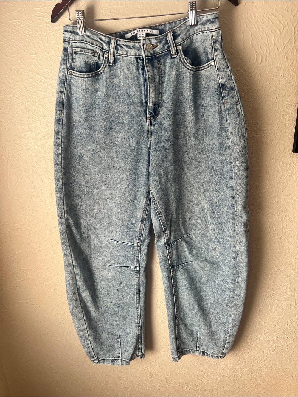 Celebrity Pink Acid Wash Gray High-Waist Barrel Jeans Size 29/9
